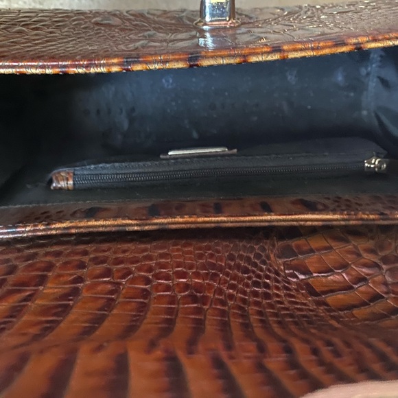 BESSO Brown Alligator Embossed Leather Handbag - Picture 9 of 11